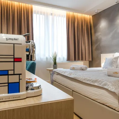 Zepterme Luxury & By Apartment