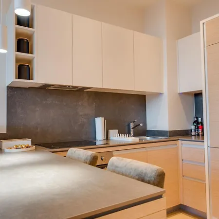 Zepterme Luxury & By شقة